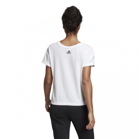 DV3021_APP_on-model_back_white