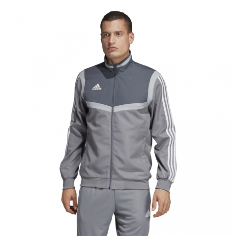 DW4787_APP_on-model_standard_white