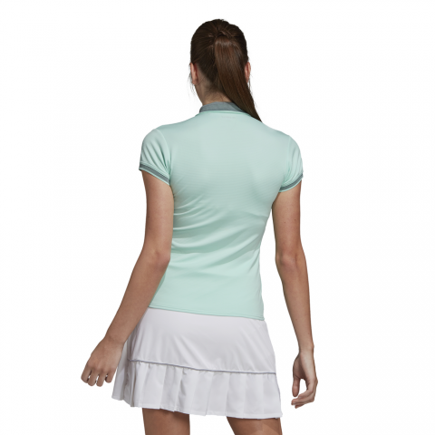 DW8689_APP_on-model_back_white