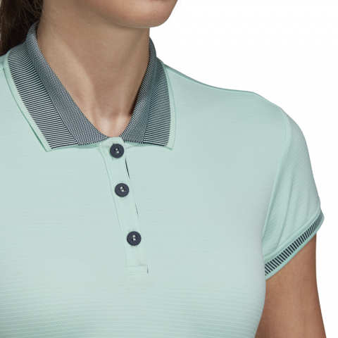 DW8689_APP_on-model_detail-1_white