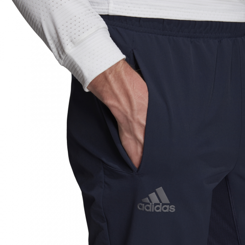 DW8908_APP_on-model_detail-1_white