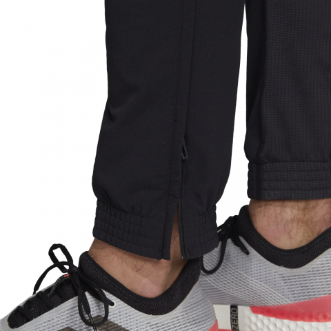 DW8909_APP_on-model_detail-3_white