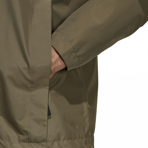 DW9702_APP_on-model_detail-1_white
