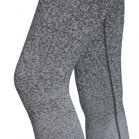 DX0447_APP_on-model_detail-3_white