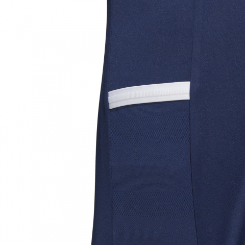 DY8833_APP_on-model_detail-2_white