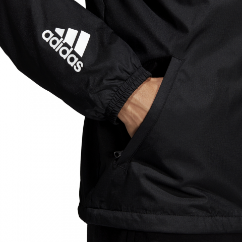 DZ0052_APP_on-model_detail-3_white