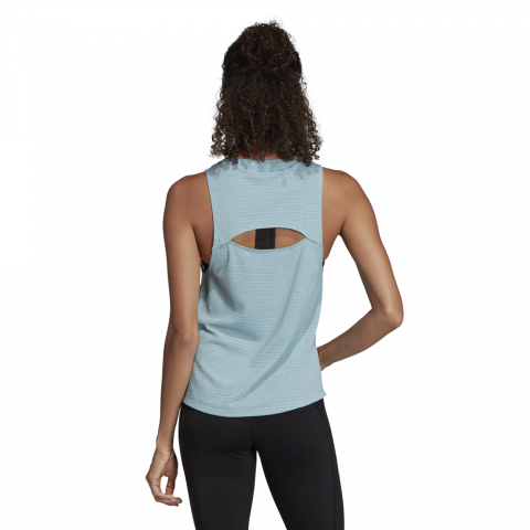 DZ7723_APP_on-model_back_white
