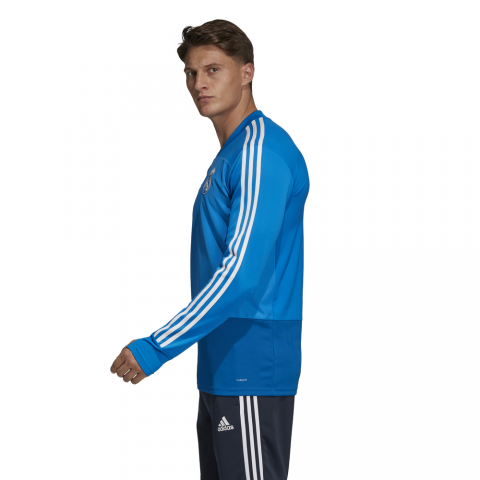DZ9313_APP_on-model_side_white