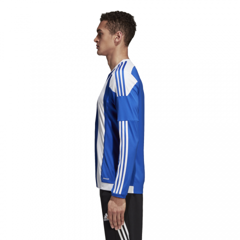 S17190_APP_on-model_side_white