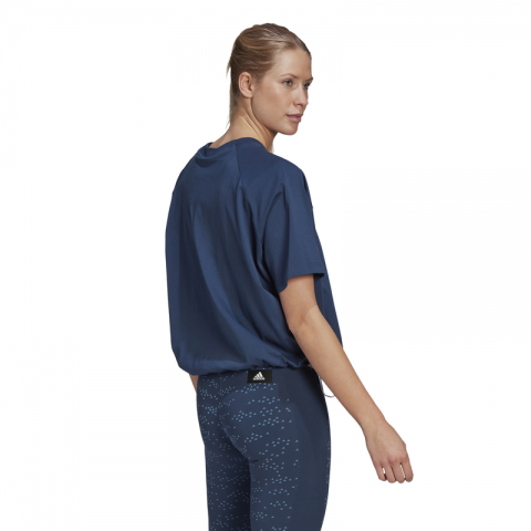 GL9538_APP_on-model_back_white