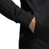 BS0602_APP_on-model_detail-1_white