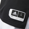 CD8674_APP_on-model_detail-2_white
