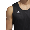 CD8699_APP_on-model_detail-1_white