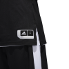 CD8699_APP_on-model_detail-2_white