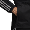 CE4934_APP_on-model_detail-2_white