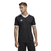 CE8934_APP_on-model_standard_white