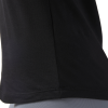 CF8587_APP_on-model_detail-2_white