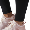 CF8593_APP_on-model_detail-3_white