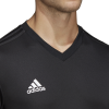 CG0351_APP_on-model_detail-3_white