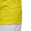 CG0384_APP_on-model_detail-2_white