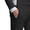 CG2474_APP_on-model_detail-1_white