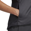 CZ0158_APP_on-model_detail-1_white