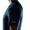 CZ0159_APP_on-model_detail-3_white