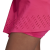 DP0256_APP_on-model_detail-2_white
