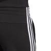 DP2373_APP_on-model_detail-3_white