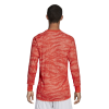 DP3136_APP_on-model_back_white