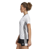 DP3188_APP_on-model_side_white