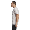 DP3925_APP_on-model_side_white