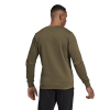 DQ1459_APP_on-model_back_white