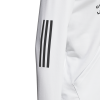 DQ1467_APP_on-model_detail-3_white