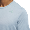 DQ1896_APP_on-model_detail-1_white