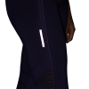 DQ1915_APP_on-model_detail-3_white