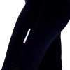 DQ1916_APP_on-model_detail-3_white