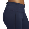 DQ1942_APP_on-model_detail-3_white