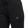 DQ2889_APP_on-model_detail-1_white