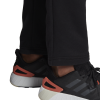 DQ3075_APP_on-model_detail-2_white