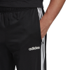 DQ3090_APP_on-model_detail-1_white