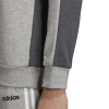DQ3094_APP_on-model_detail-2_white