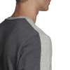 DQ3094_APP_on-model_detail-3_white