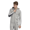 DQ3098_APP_on-model_standard_white
