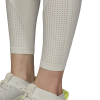 DS8709_APP_on-model_detail-3_white