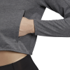 DS8717_APP_on-model_detail-2_white
