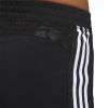 DT1671_APP_on-model_detail-3_white