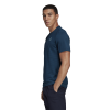 DT4186_APP_on-model_side_white