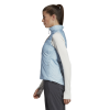 DT4734_APP_on-model_side_white