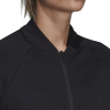 DU0232_APP_on-model_detail-1_white